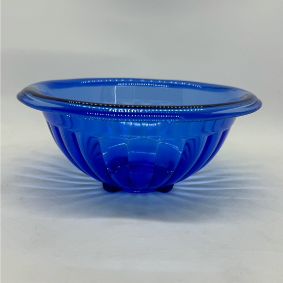Vintage Hazel Atlas Small Cobalt Blue Pillar Optic Mixing Bowl - Picture 1 of 4